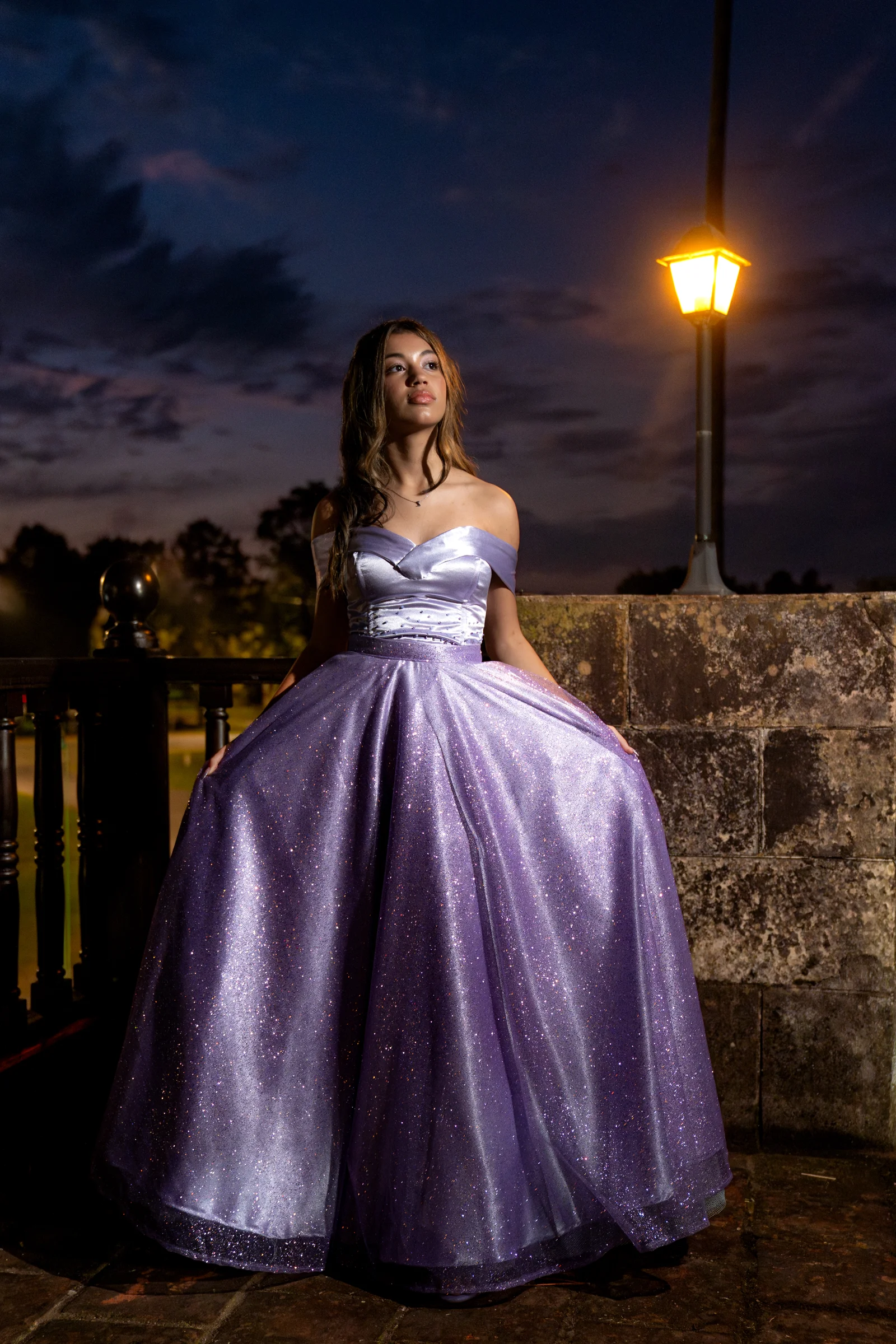 Retrato de quinceañera durante la celebración 29